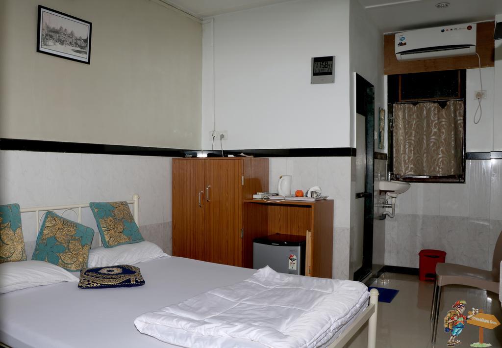 Traveller'S Inn Hotel - Fort Mumbai Dış mekan fotoğraf